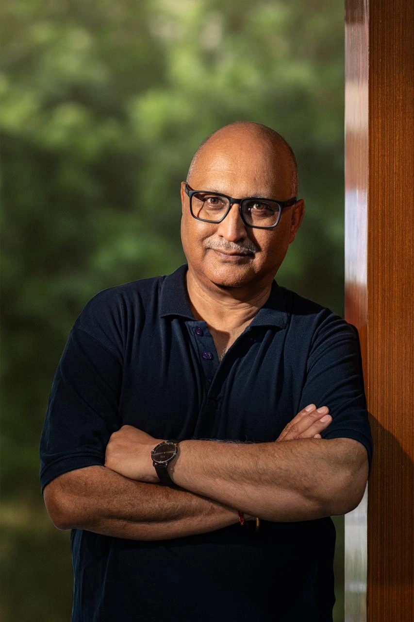 SPINE TO WADE: Leading Generations To Thrive by Vineet Dev